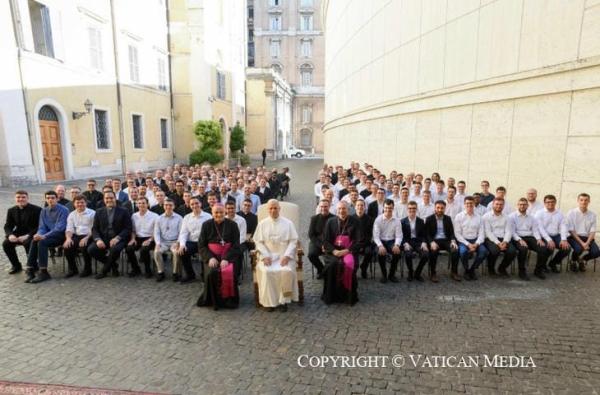 Diễn Văn Của Đức Lêô XIV Cho Các Chủng Sinh Giáo Phận Triveneto : Hãy Nhìn Vào Chúa Giêsu Và Xây Dựng Tình Hiệp Thông